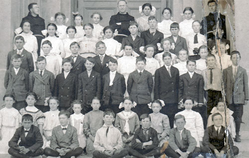 1910 St. Francis Elementary School Class